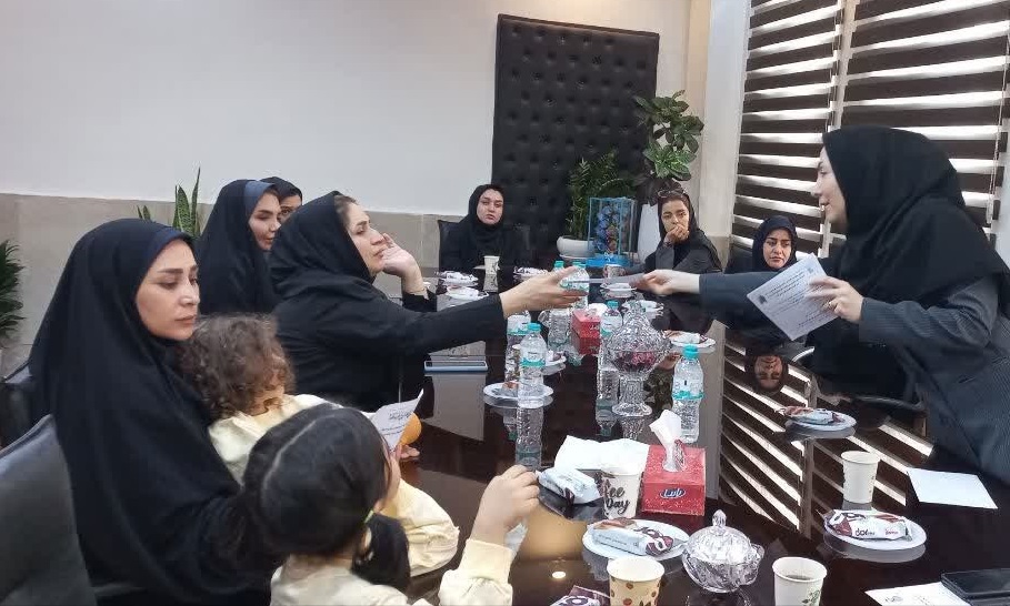 برگزاری برنامه آموزش فرزندآوری و معرفی مراکز ارائه‌دهنده خدمات ناباروری در فرمانداری شهریار
